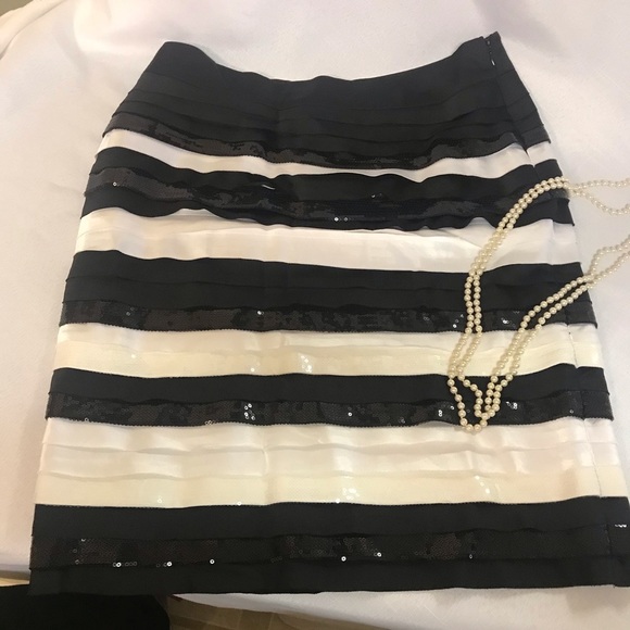 White House Black Market Striped Sequin Skirt - Picture 3 of 5